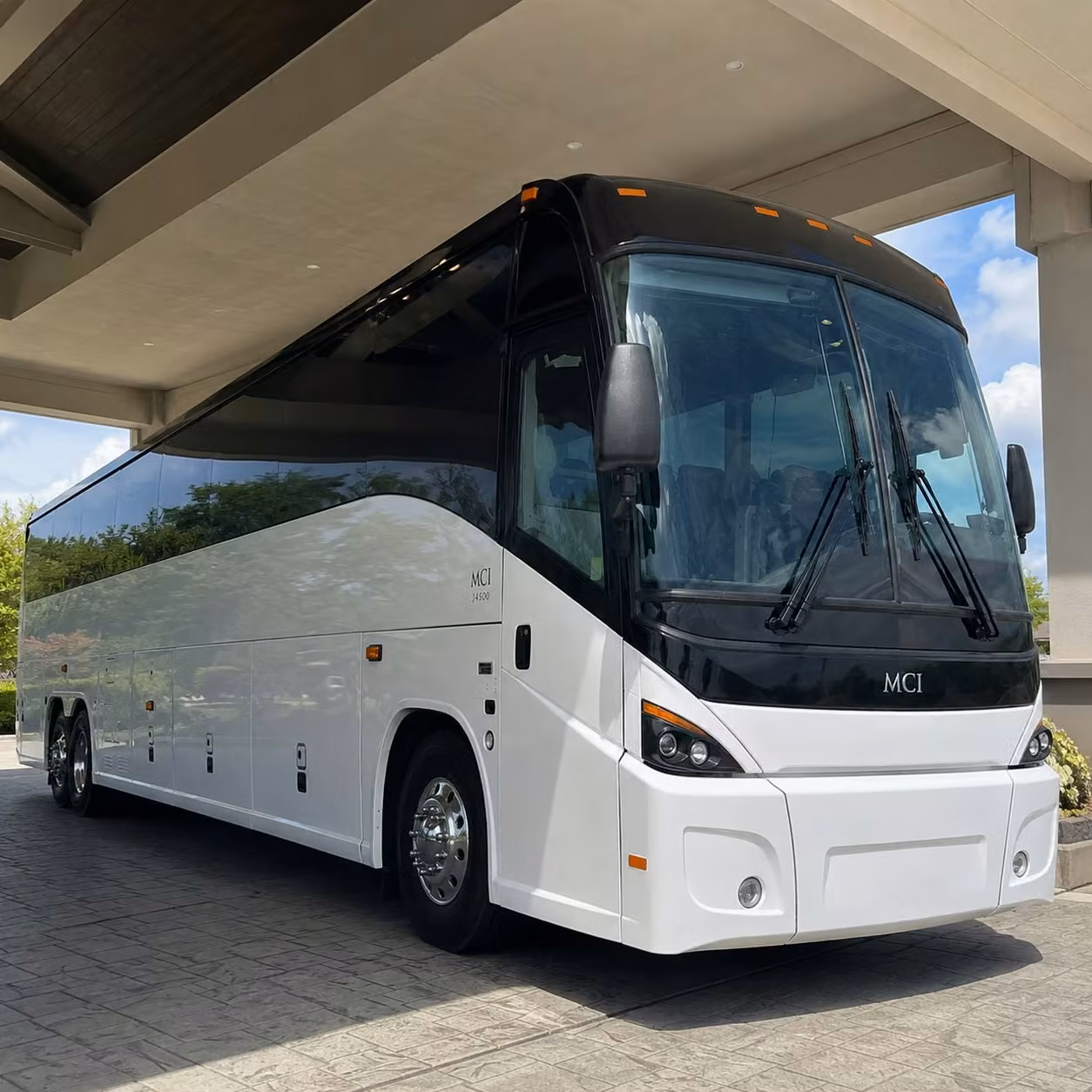 skip the 101 gridlock let a santa barbara commuter shuttle handle the drive